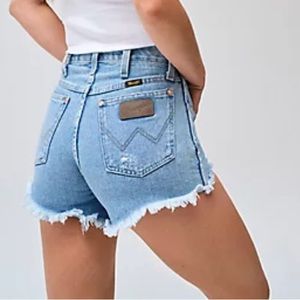 Wrangler - Women’s Reworked Short